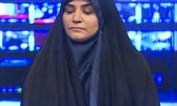 الإعلامية الإيرانية سحر إمامي تستأنف البث المباشر من ستوديو آخر بعد استهداف مبنى الإذاعة.